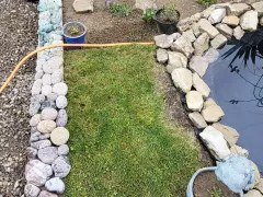 Делаю дорожку с бордюром из камней